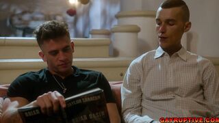 Kam Stone pounding Hoss Kados tight ass