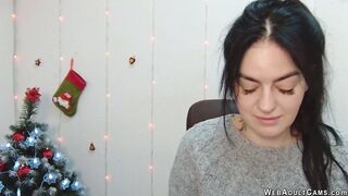 Amateur babe on webcam on Xmass Eve