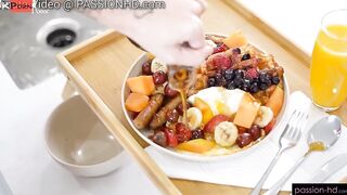 Breakfast Inside Bed
