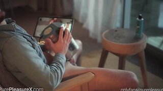 Pure Pleasure Male Masturbation Enhanced by Technology： Carl and AutoBlow IA Ultra