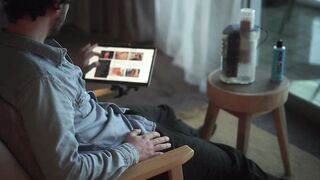 Pure Pleasure Male Masturbation Enhanced by Technology： Carl and AutoBlow IA Ultra