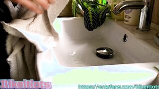 Autoblow Ultra - likeitlots gets exsited with the automatic Masturbator