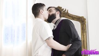 Leandro pounding Bastian Karims tight hole