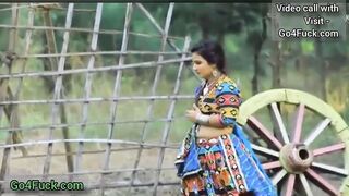 Village Chameli Bhabhi Ki Chudai Kari 2 Bhaiya Ne