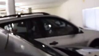 Mature française avale dans la cabine d'essayage