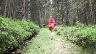 Inside der Oeffentlichkeit hart gefickt