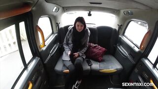 Slim red haired shows how to suck