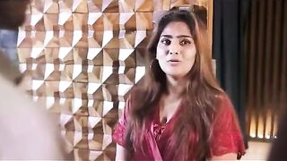 Lady News reporter seduce by criminal