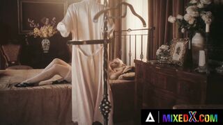 MIXEDX - Dirty Interracial Satisfaction With Goddess Black Zaawaadi And sexy mom Christina Shine