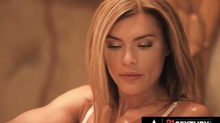 21 SEXTURY - Oily Big Boobed Kitana Lure Is Ready To Got Her Tight Booty Plowed Rough