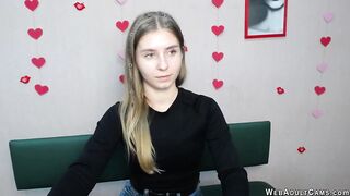 Beautiful Ukrainian amateur babe TaliaSunshin on webcam