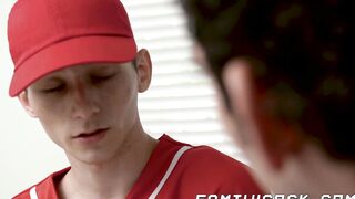 Twink enjoys every inch of stepdaddys big raw cock
