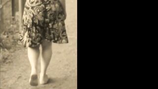 A voluptuous walk inside town