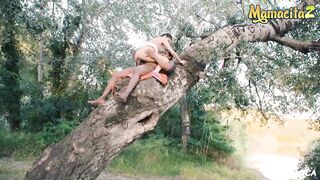 CHICAS LOCA - Hottie Francesca Di Caprio Ride big black dick On A Tree
