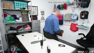 Shoplifter Aila Donovan must nailed Marcus into the office