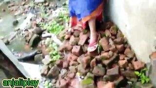 Outside sex roel play