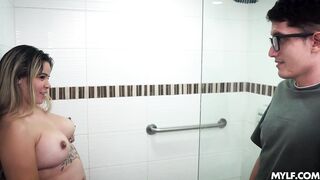 Can i fuck my thick stepmom?
