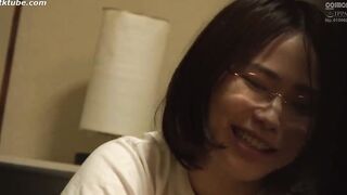 Kongaiseikō Deribarii Herusu Hitodzuma Megumi-san 29-sai