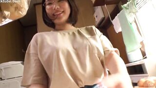 Kongaiseikō Deribarii Herusu Hitodzuma Megumi-san 29-sai