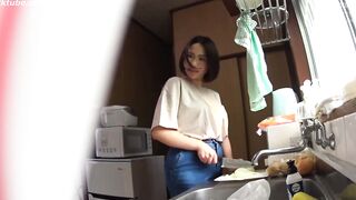 Kongaiseikō Deribarii Herusu Hitodzuma Megumi-san 29-sai