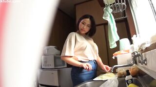 Kongaiseikō Deribarii Herusu Hitodzuma Megumi-san 29-sai