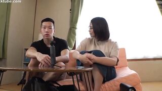 Kongaiseikō Deribarii Herusu Hitodzuma Megumi-san 29-sai