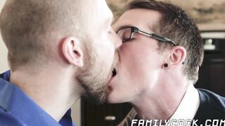 Tattooed Damien Michaels bursts his drippy cum on Jackson Coopers face