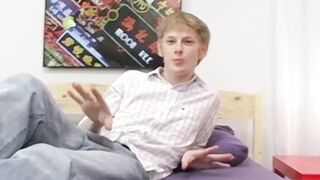 Blond twink Sky Sylvanus plays his dick and jerks off solo