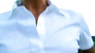 Deutscher Amateur masturbiert im Freien zum Orgasmus