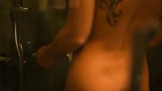College teen babe squirts in the shower