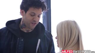 Cougar slut India Summers bald pussy gets stuffed by a rock hard penis