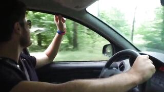 MYLENE FAIT UN TOUR DANS LES BOIS
