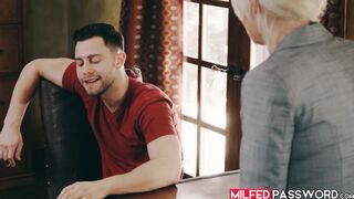 MILF bombshell Reagan Foxx lands on a throbbing dick and receives a wild ride