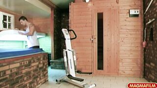 Slender sexy works on a penis into the gym