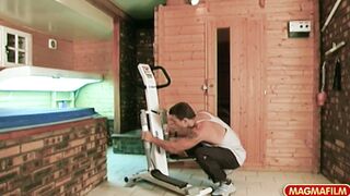 Slender sexy works on a penis into the gym