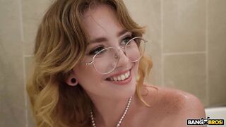 Share the tub with my step daughter