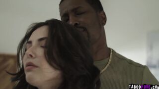 Isiah Maxwell eats out Casey Calvert yummy pussy