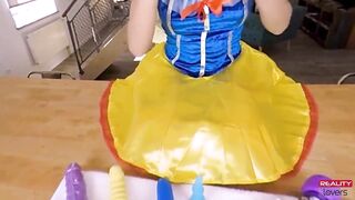 RealityLovers - Cosplay Compilation