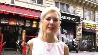 SOPHIE 40 ANS REVEILLE SES SENS