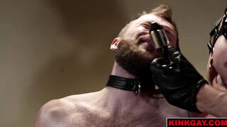 Johnny Ford fucks Peter Peans tight hole and jerks Peter off
