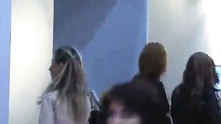 Deutsches Amateur-Pärchen auf dem Weg zur Messe