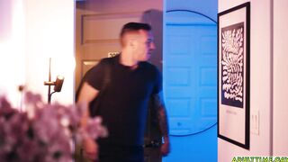 Enzo Muller and Derek Kage jerk off together