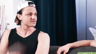 Enzo Muller and Derek Kage jerk off together