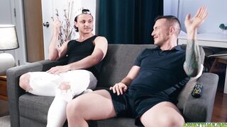 Enzo Muller and Derek Kage jerk off together