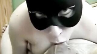 Deep-Throating Brunette Amateur's Blowjob Video