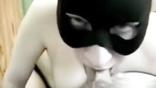 Deep-Throating Brunette Amateur's Blowjob Video