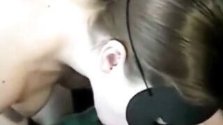 Deep-Throating Brunette Amateur's Blowjob Video