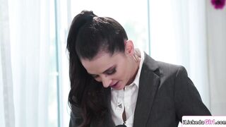Petite babe facesitting lesbian officer