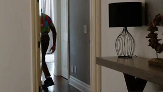 Jasmine Jae Fucks her son's friend for being nosy