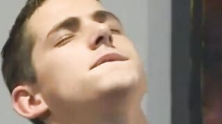 Twink's Amateur Bukkake Fun